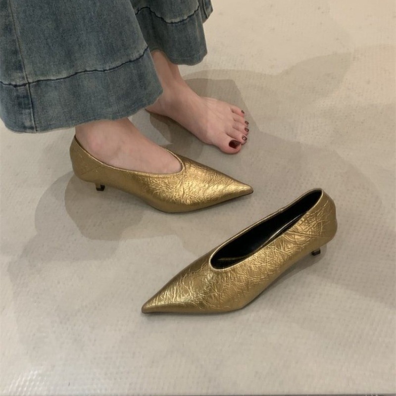 Womens Heels - รองเท้าส้นเตี้ยหัวแหลมแบบสวม สไตล์ลำลอง สำหรับผู้หญิง รุ่นใหม่ ฤดูใบไม้ร่วง ปี