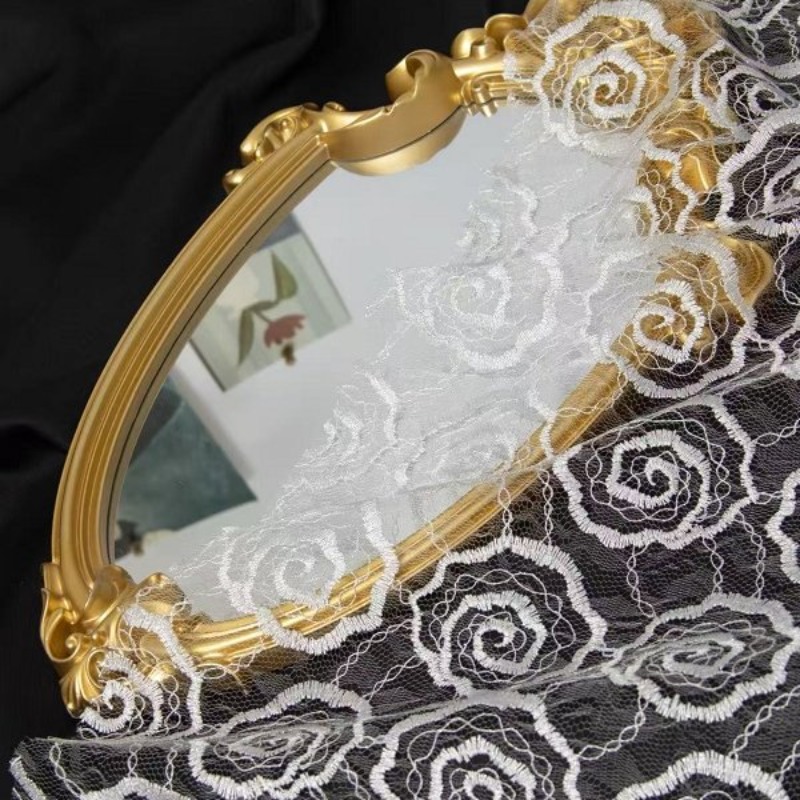 ผ้าลูกไม้ปักลายดอกกุหลาบแบบตะเ - Lace Dress บทวิจารณ์และราคา