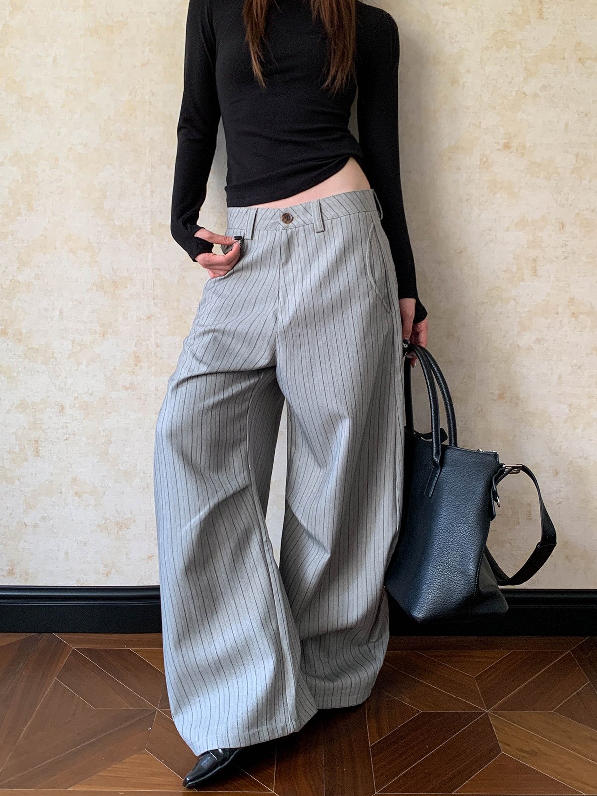 กางเกงลำลองทรงขากว้าง ลายทางแน - Tailored Trouser Wide บทวิจารณ์และราคา